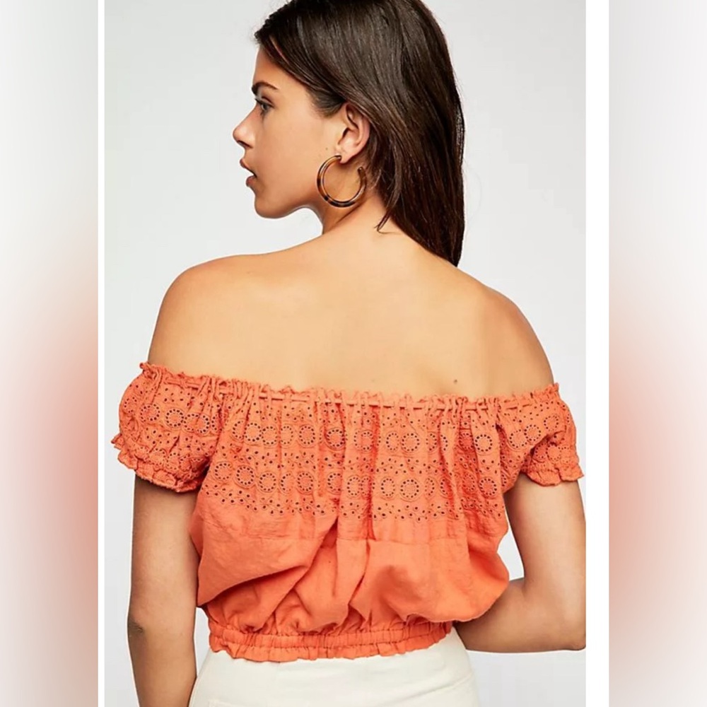Free People Eyelet You A lot Crop - Picture 2 of 12